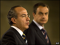 Felipe Calderón (izq) y José Luis Rodríguez Zapatero.