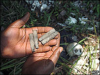 Municiones encontradas junto a cadáveres en Bogoro, Congo, 2007