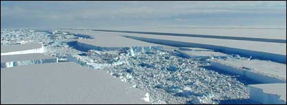 Capa de Hielo Wilkins vista desde avión Twin Otter (Imagen del Servicio Británico de Mediciones Antárticas)