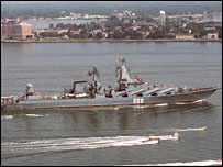 El crucero Mariscal Ustinov durante una visita a EE.UU.  Foto: Marina de EE.UU.