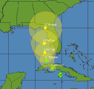 El mapa con el pronóstico de trayectoria ubica a la tormenta tropical Fay el lunes en los cayos de la Florida. 