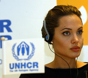 Angelina Jolie, ejerciendo como embajadora del Acnur. (Foto: Antonio Moreno)