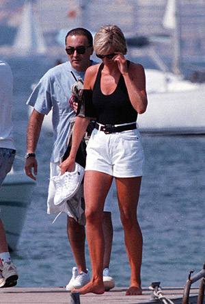 Dodi y Diana, durante unas vacaciones. (Foto: AP)