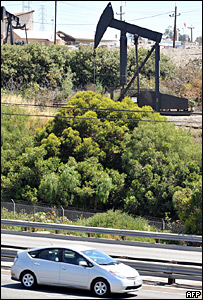 Pozo petrolero en California